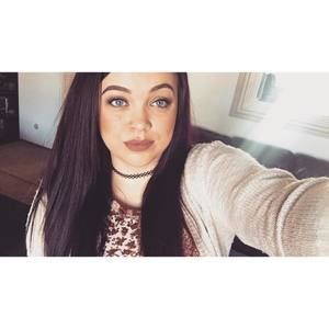 Meet your Posher, Niki